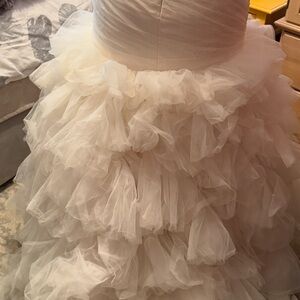 Vera Wang Ivory Layered Tulle Dress